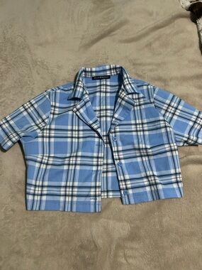 Light Blue Plaid Button-Up Crop Shirt
